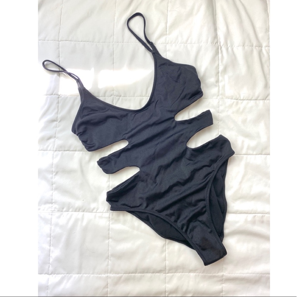 NWOT Zara Cut Out One Piece Bathing Suit - Picture 3 of 7